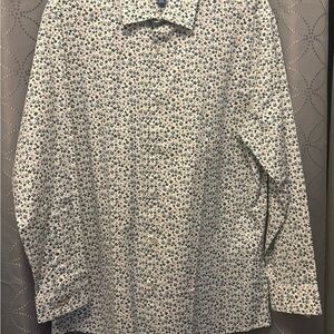 Apt. 9 Men's Blue and White Patterned Shirt